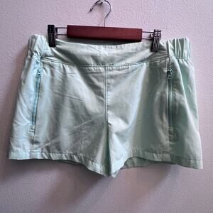 Reel Legends Shorts Women's Small Green Lightweight Casual Ladies 32x12 Fishing